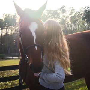 Meet your Posher, Gwenyth